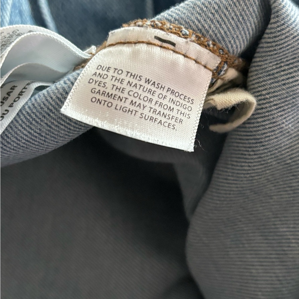 Madewell Pull-On Relaxed Jeans in Bellview Wash - Picture 8 of 12